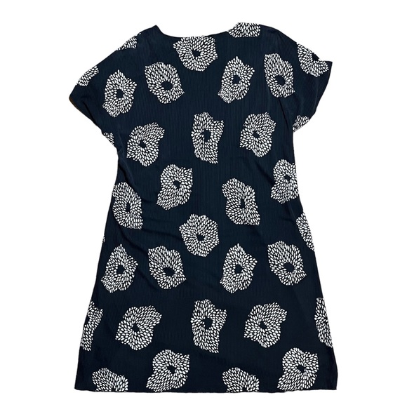 Maple By Anthropologie V-neck 100% Silk Floral Black & White Dress Sz XS - Picture 3 of 10